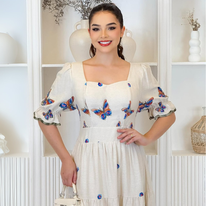 Vestido de Linho Bordado Borboletas Sophie