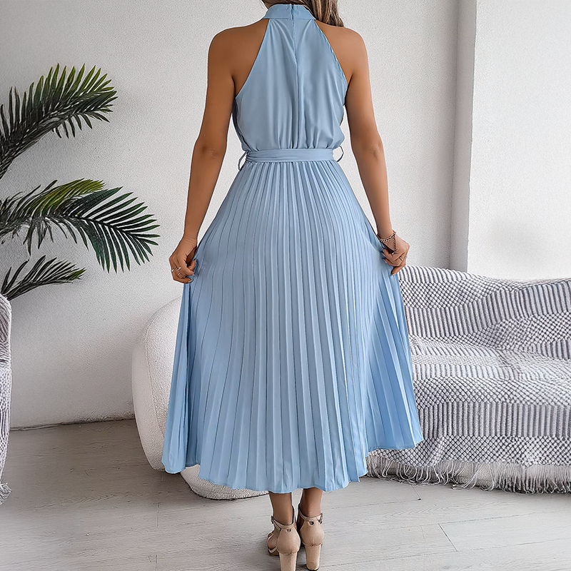Vestido Midi Plissado Com Gola Halter