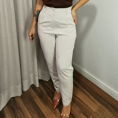 calça alfaiataria feminina bege bolso funcional tecido encorpado
