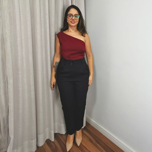 calça de alfaiataria feminina preta cintura alta reta look elegante laura