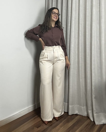 Calça pantalona feminina bege alfaiataria cintura alta