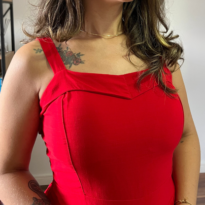 Macacão Pantalona em Viscolinho Vermelho