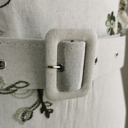 Vestido Midi em Linho Bordado Katy