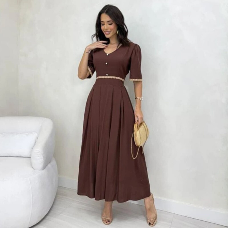 Vestido midi em linho marrom romântico Ana look completo