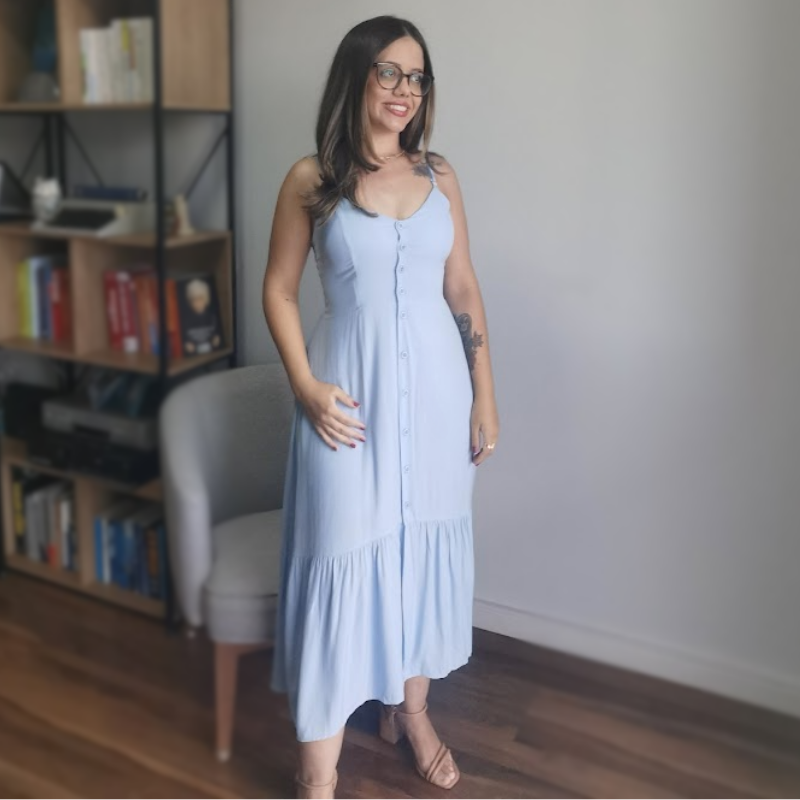 Vestido Midi em Viscose com Botões Azul Claro