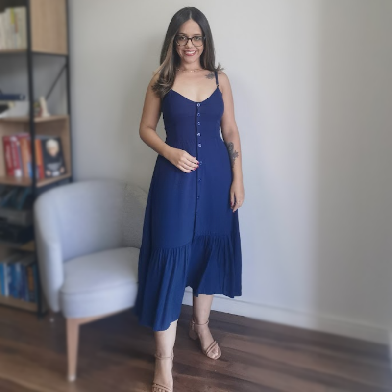 Vestido Midi em Viscose com Botões Azul Marinho