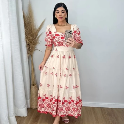 Vestido Flor da Serra Vermelho Bordado